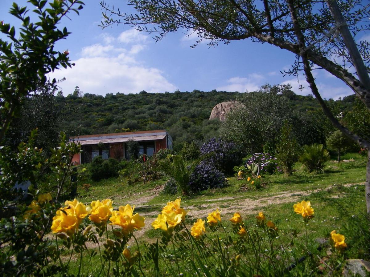 B&B Casa Per Ferie Villaggiocarovana Кастиадас Экстерьер фото