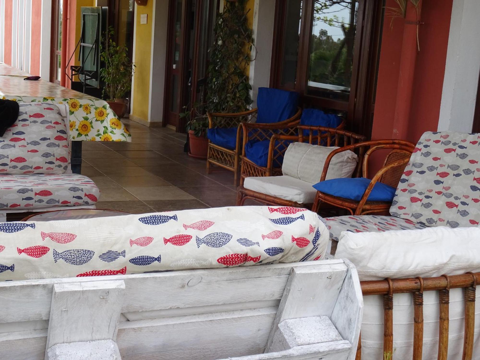 B&B Casa Per Ferie Villaggiocarovana Кастиадас Экстерьер фото