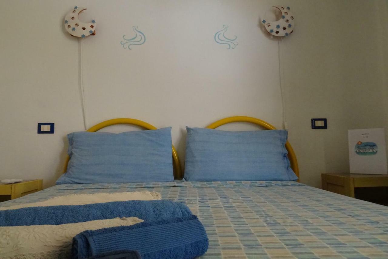 B&B Casa Per Ferie Villaggiocarovana Кастиадас Экстерьер фото