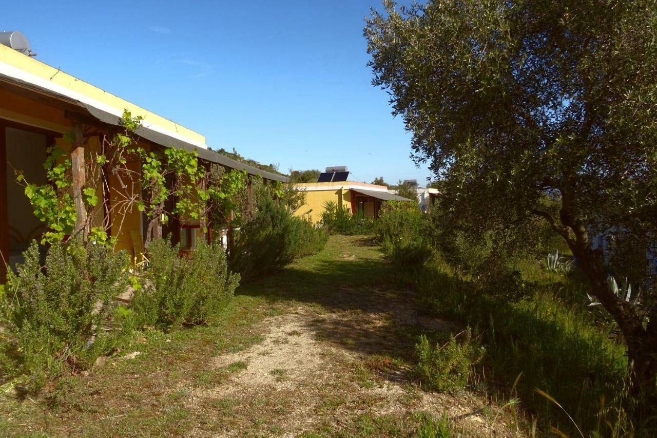 B&B Casa Per Ferie Villaggiocarovana Кастиадас Экстерьер фото